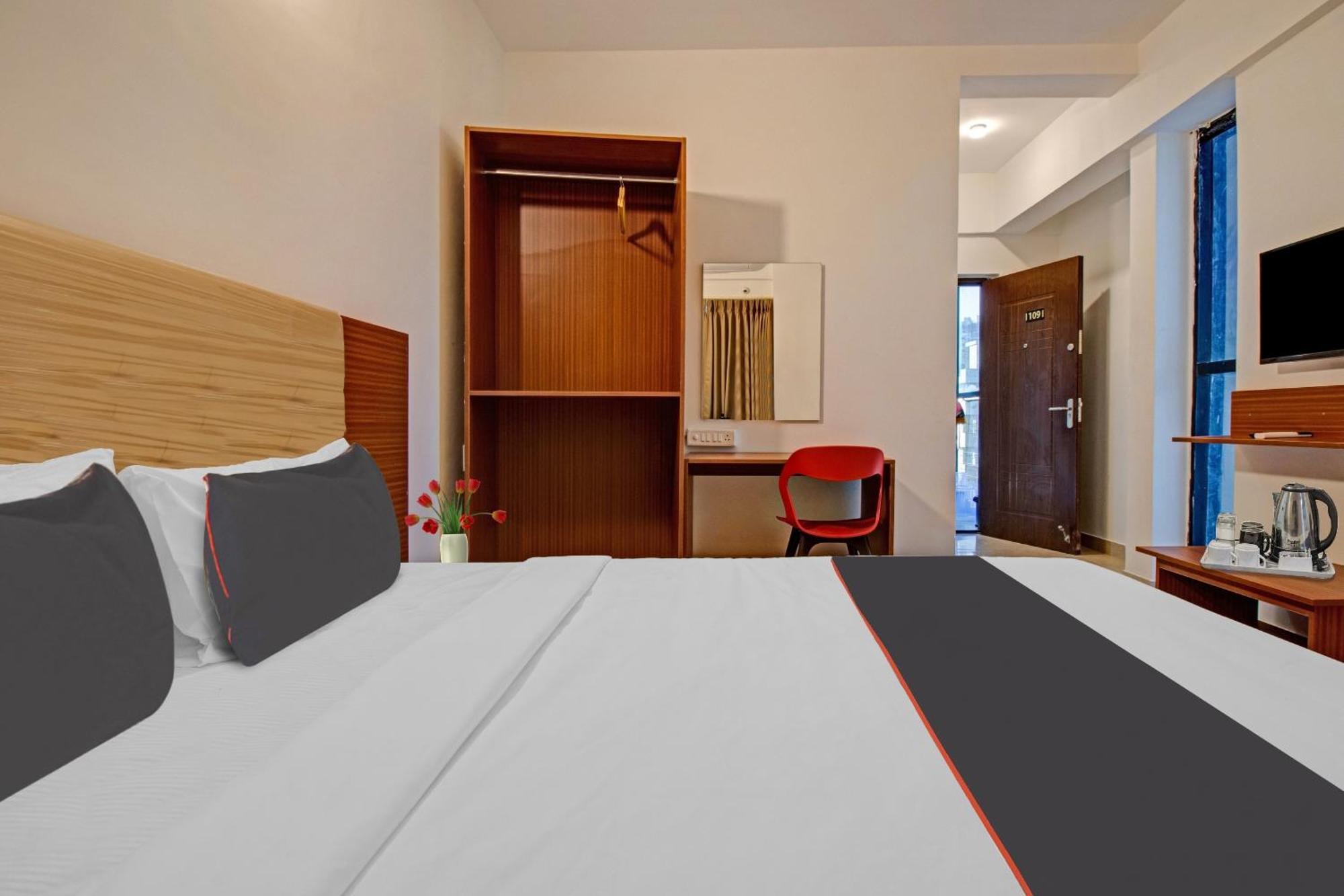 Super Collection O Petals Otium Business Hotel Bangalore Eksteriør bilde